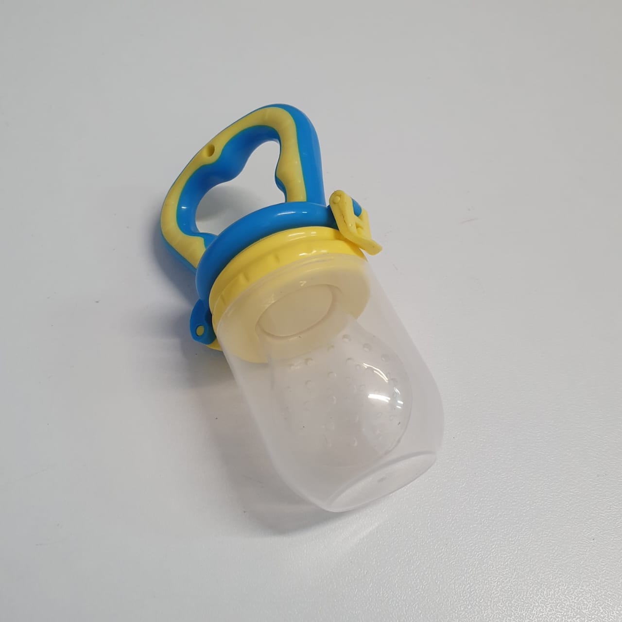 Fresh Food Feeder Hello Bunny Children's Resale Boutique